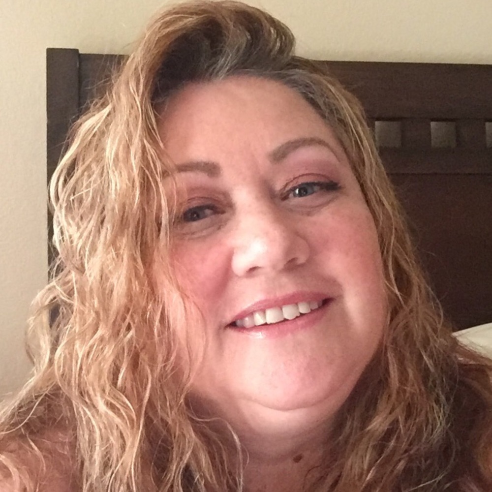 Meet your Posher, Selina